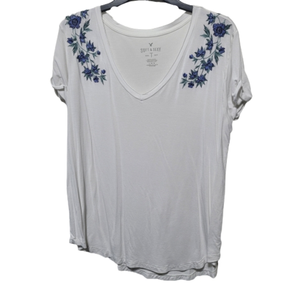 American Eagle Outfitters Tops - AEO Soft & Sexy Floral Embroidered V-Neck Shortsleeve Shirt